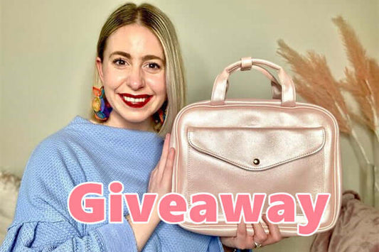 MATEIN Christmas Giveaway - Hanging Travel Makeup Bag