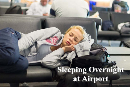 How to make yourself as comfortable as possible during the night at the airport? What equipment is needed?