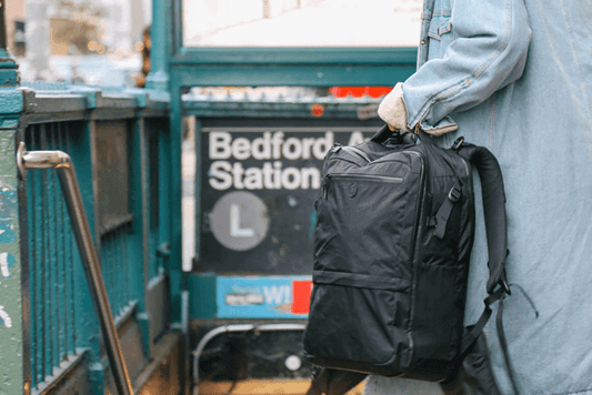 Should you choose a laptop bag or a laptop backpack?