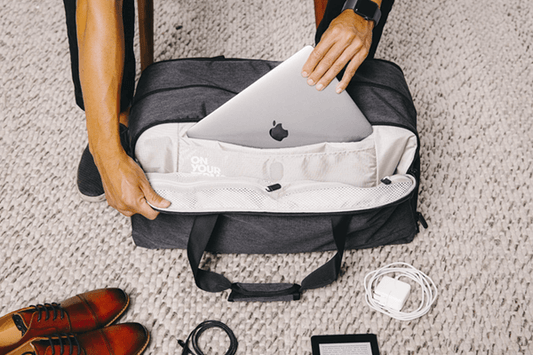 5 Quick Steps on How to Travel with a Laptop in a Backpack